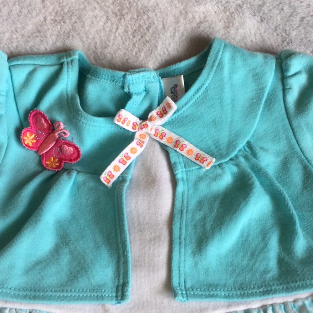 Adorable girls dress - Picture 2 of 6